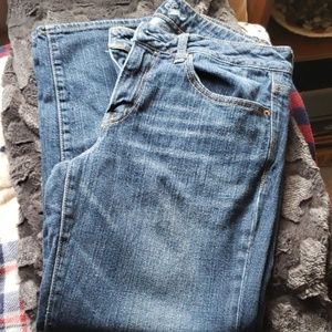 American Eagle capris